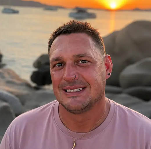 Johnny, the person behind Little Web Co.